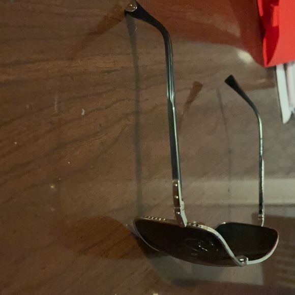 Louis Vuitton Shield Sunglasses - Picture 4 of 7